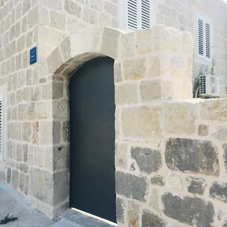 Haus Stjepo-ferienwohnung 2 *