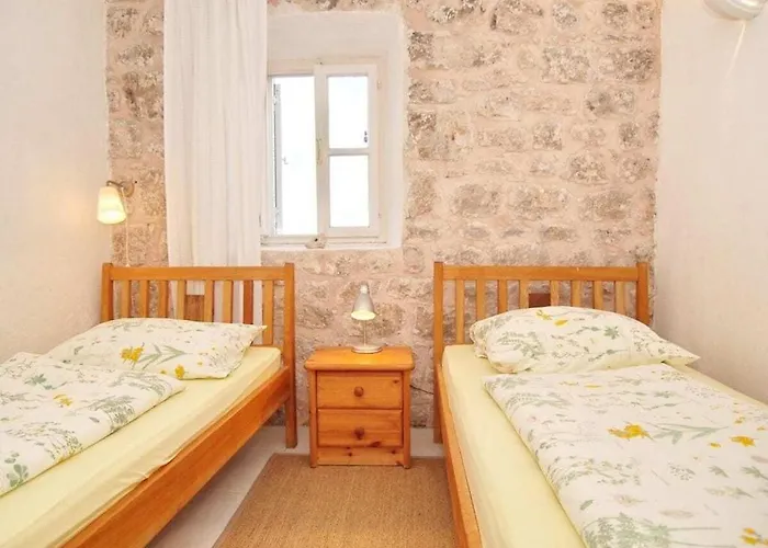 Haus Stjepo-ferienwohnung 2 別荘