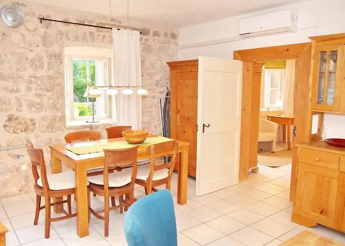 Haus Stjepo-ferienwohnung 2 別荘 *